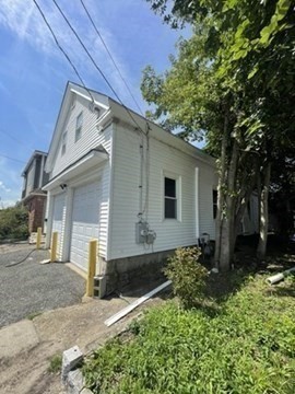 43 Pond St Property Photo 2