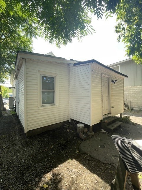 43 Pond St Property Photo 3