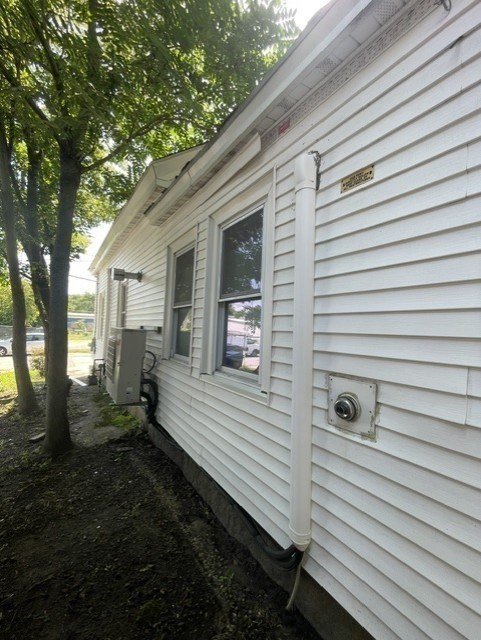 43 Pond St Property Photo 5