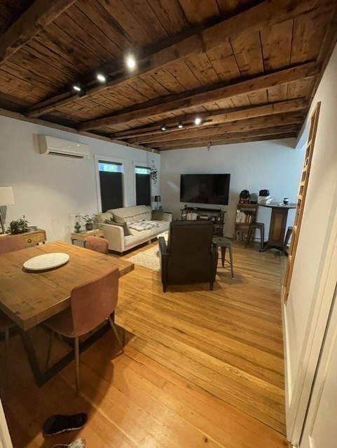 43 Pond St Property Photo 9