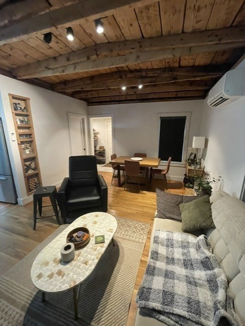 43 Pond St Property Photo 11