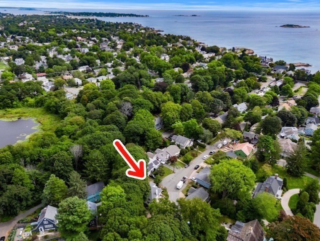 28 Preston Beach Road Property Photo 2