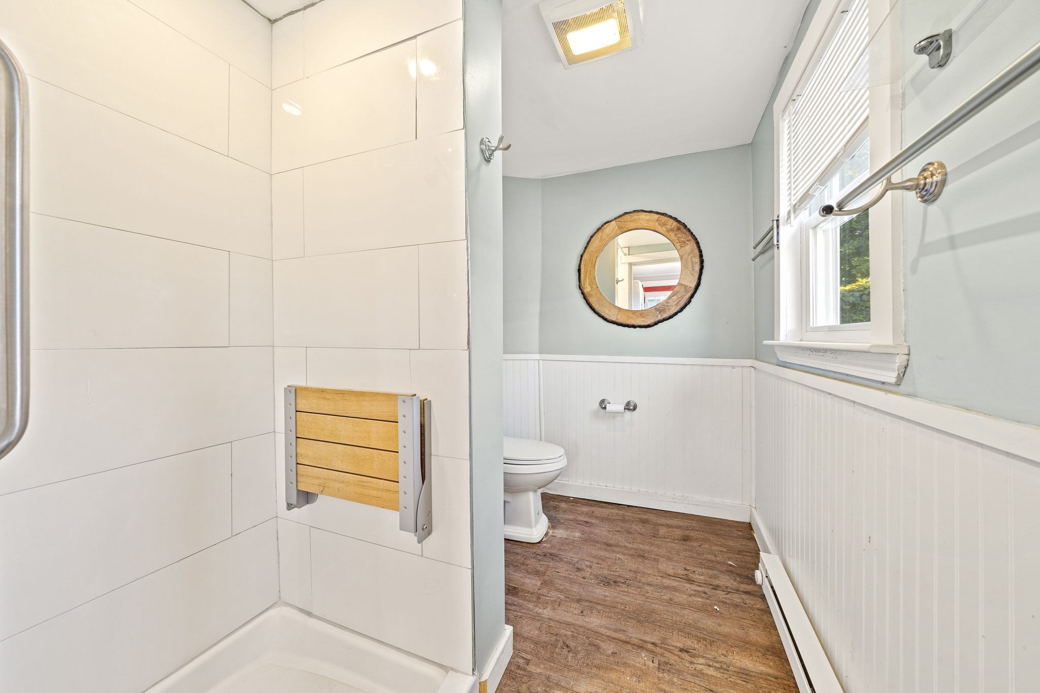 168 Babcock St Property Photo 8