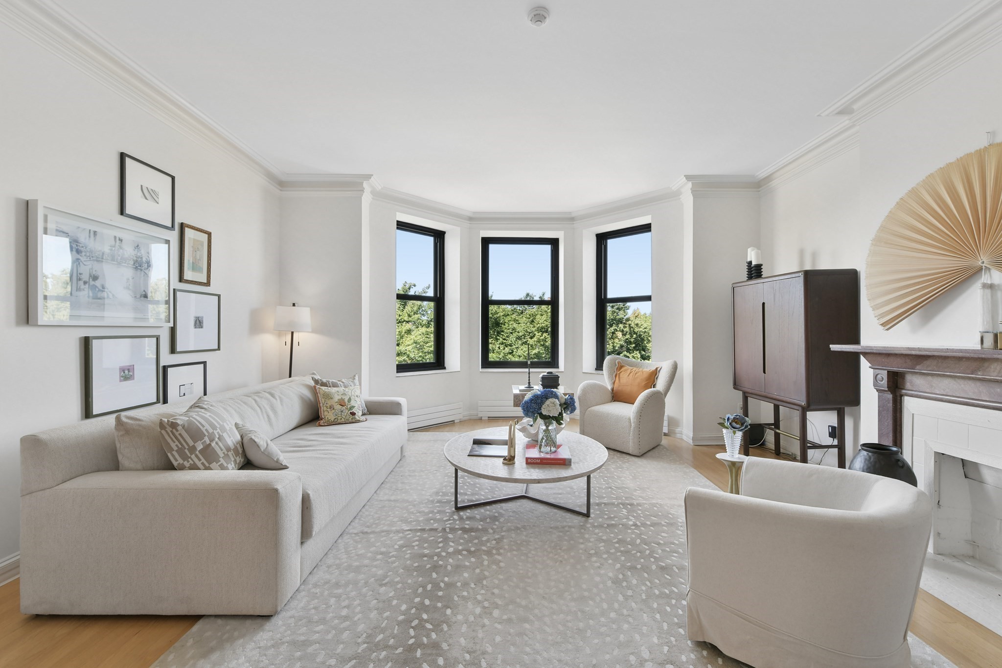 160 Commonwealth Avenue # 414 Property Photo 1
