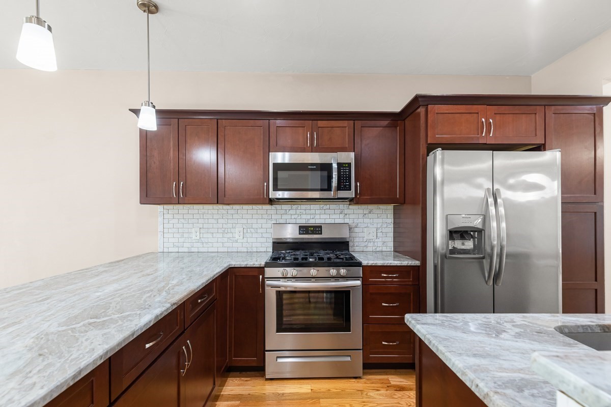 102 Hunting Hill Dr # 102 Property Photo 10