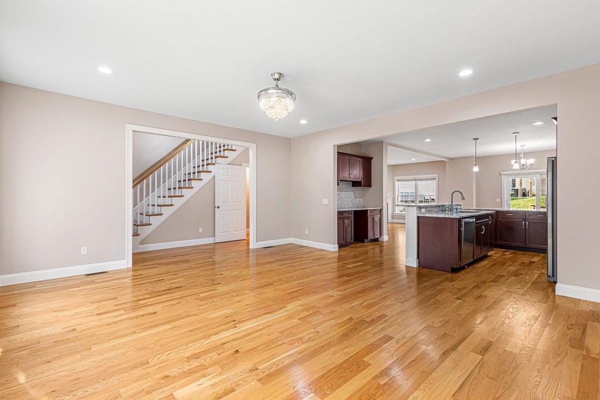 102 Hunting Hill Dr # 102 Property Photo 15