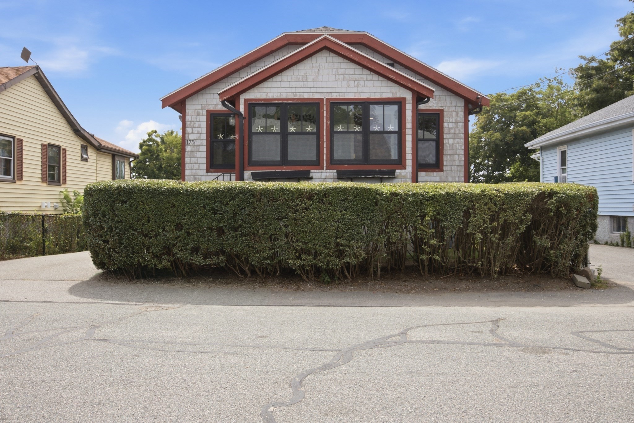 175 Rhoda St Property Photo 2