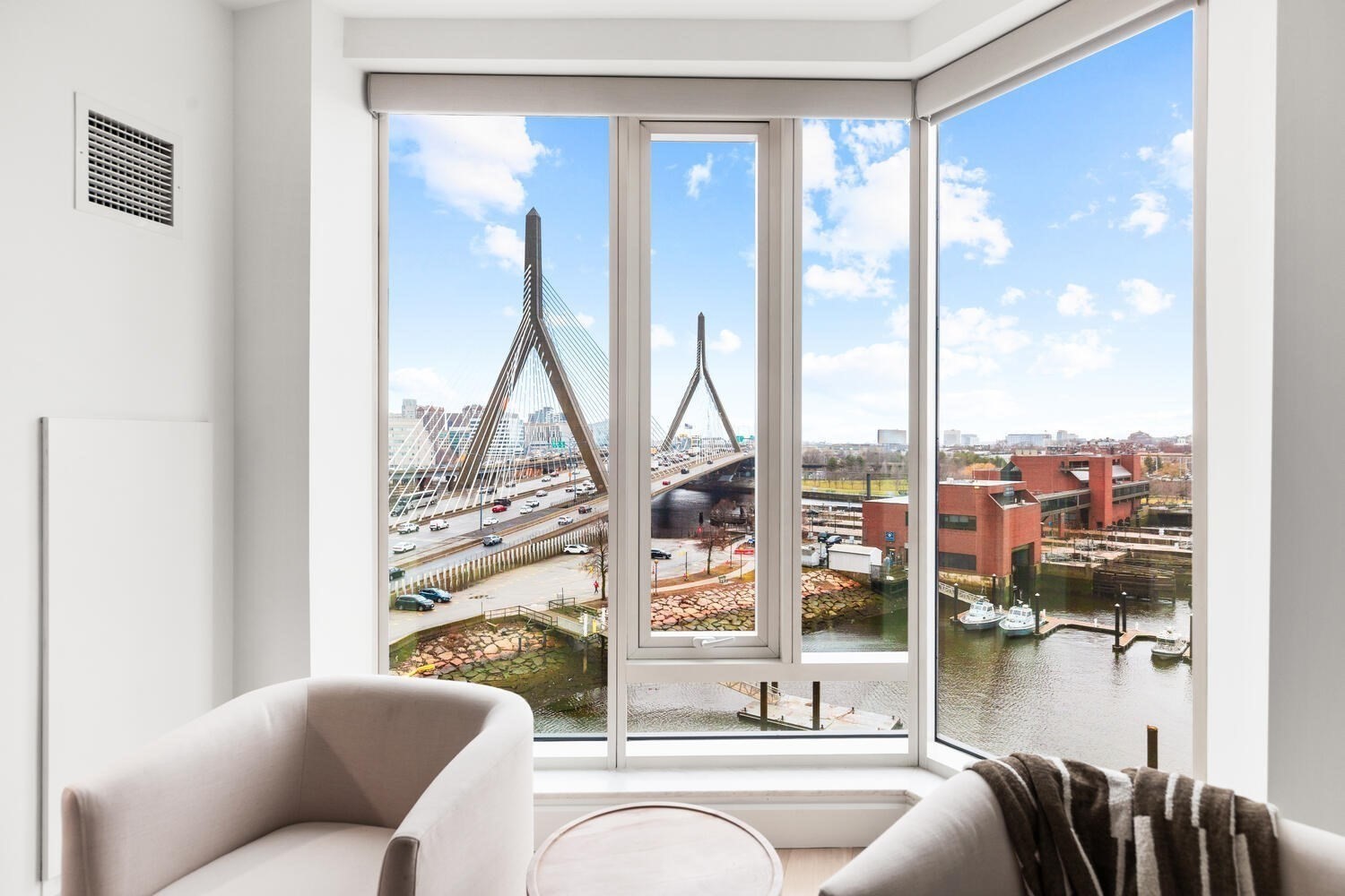 100 Lovejoy Wharf # H Property Photo 1