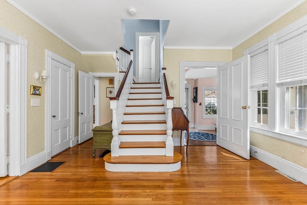 180 Walnut St Property Photo 9