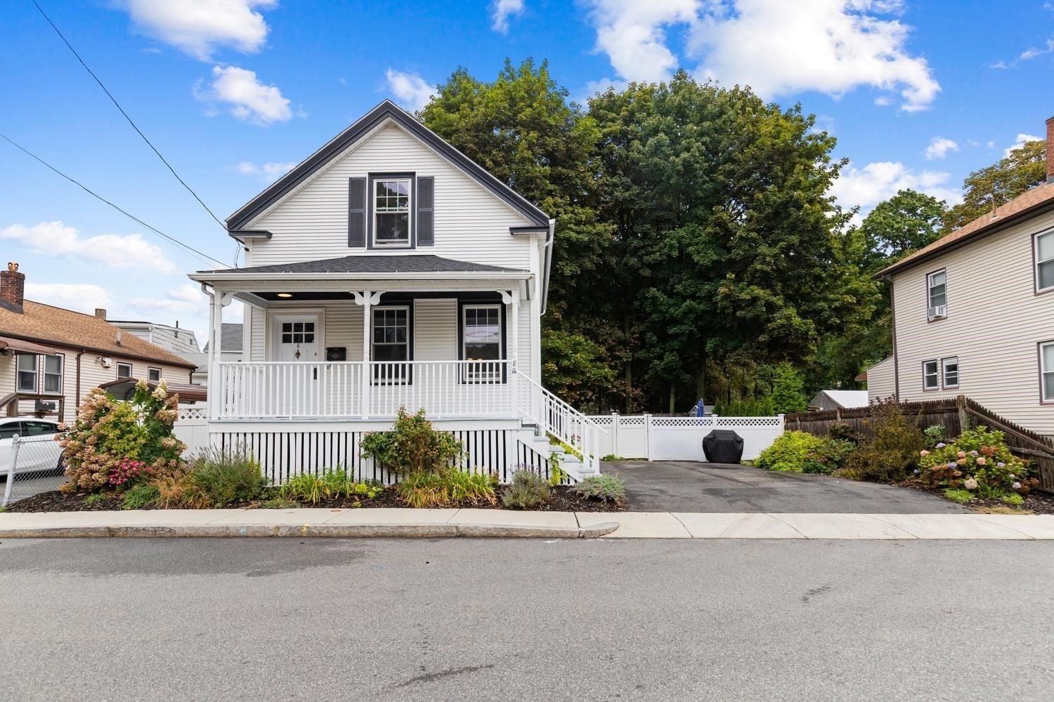 8 Cliff St Property Photo 3
