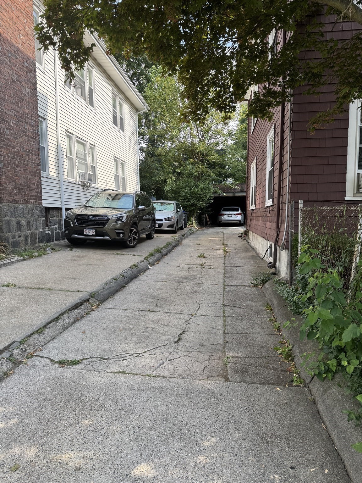 9-11 Nazing St Property Photo 4
