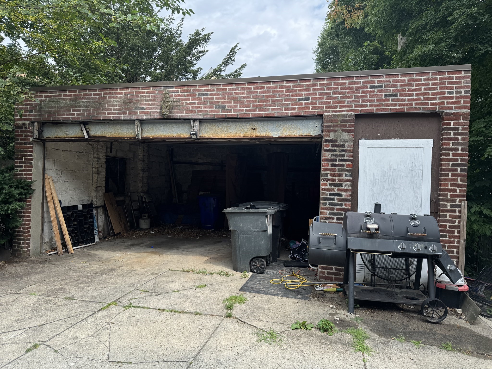 9-11 Nazing St Property Photo 5