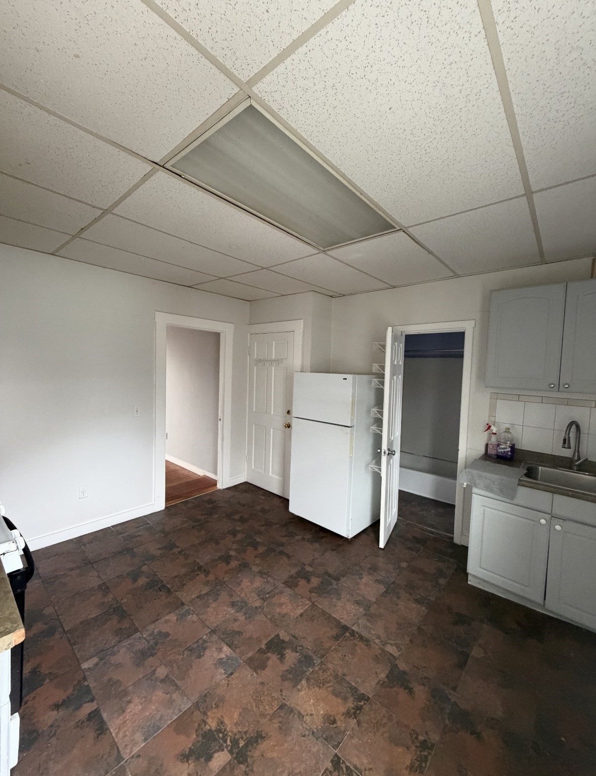 2 Wilbur # 301 Property Photo 3