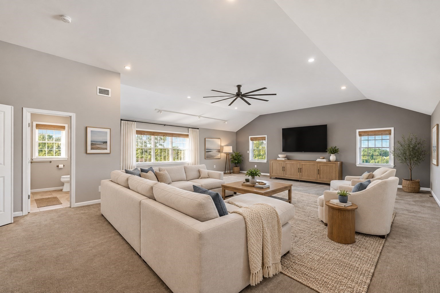9 Marshall Circle Property Photo 10