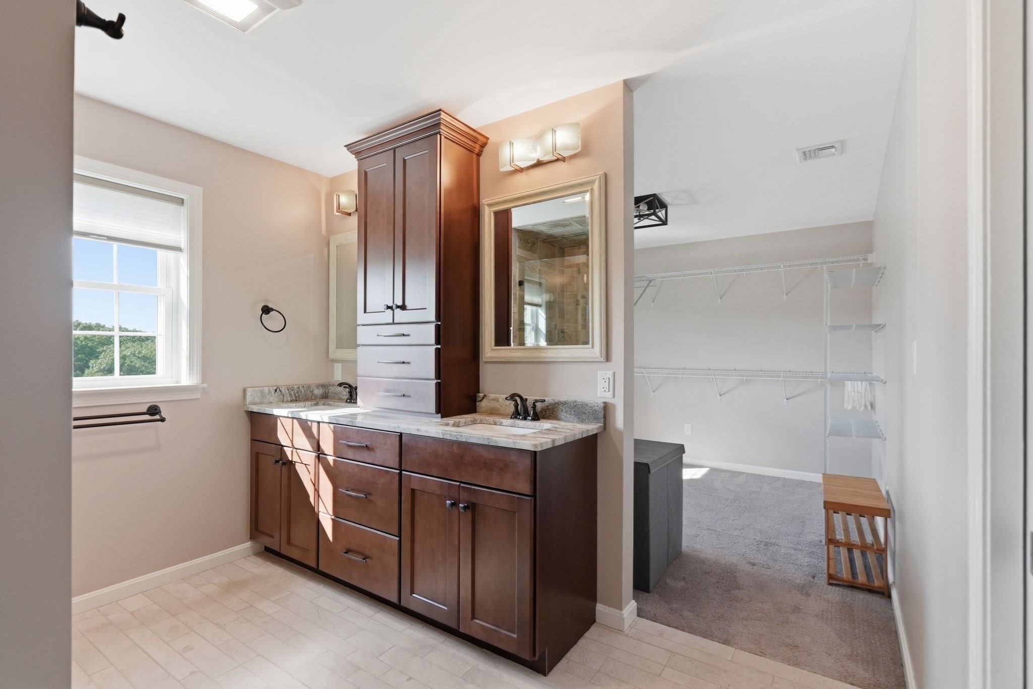 9 Marshall Circle Property Photo 13