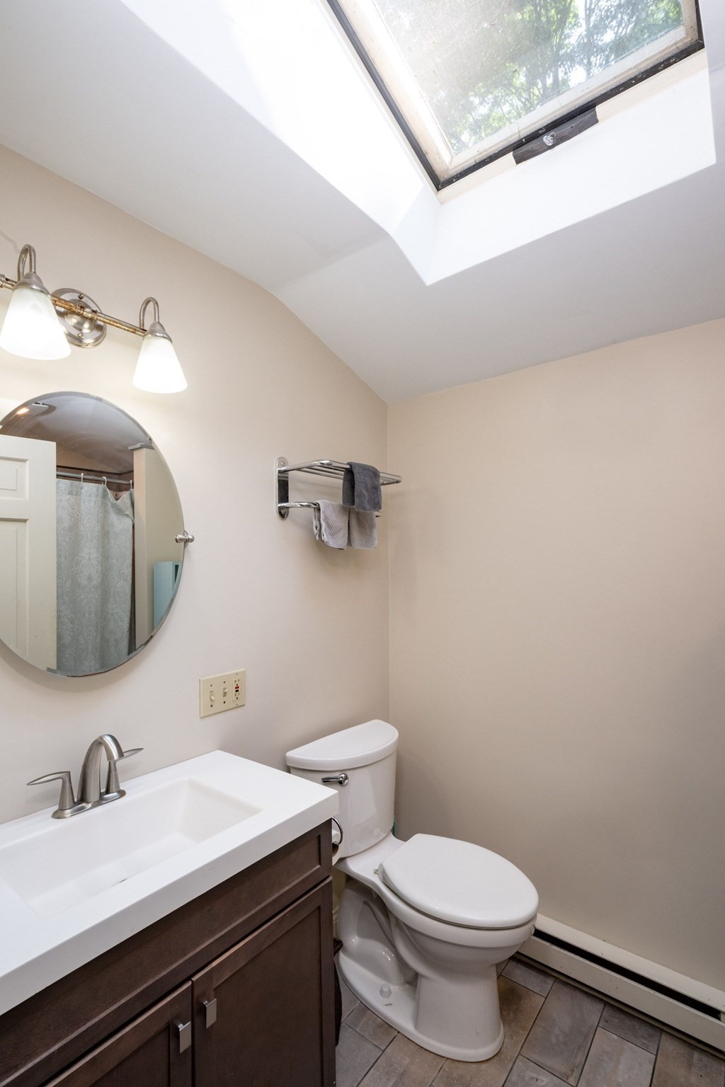 175 Oak St Property Photo 15