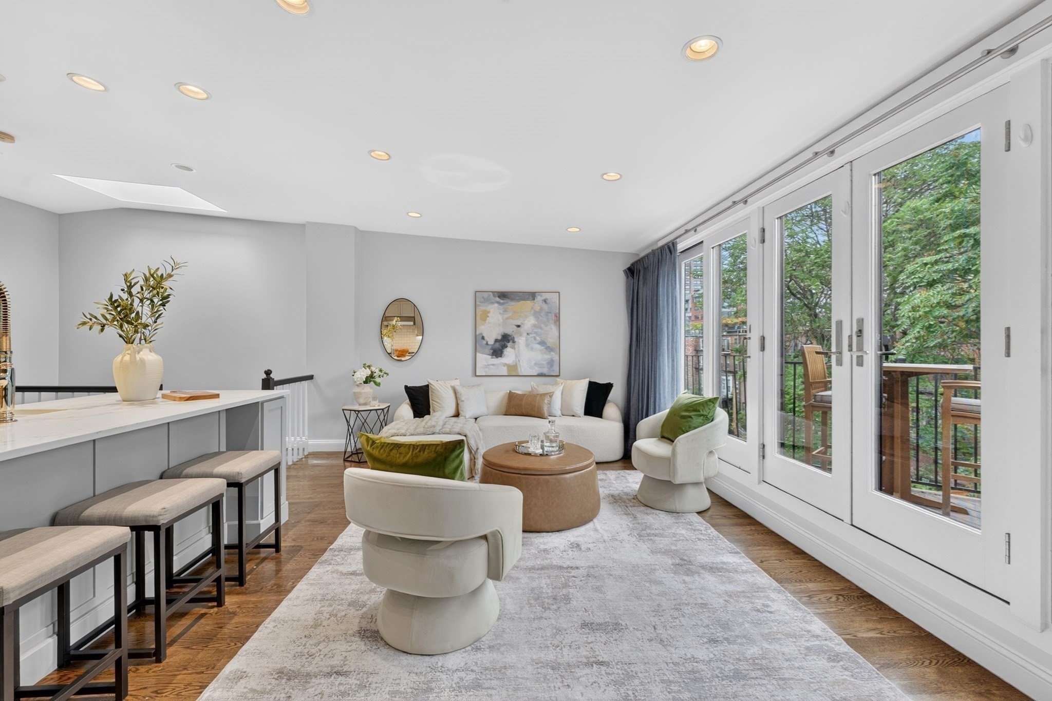 9 Holyoke Street # 4 Property Photo 8