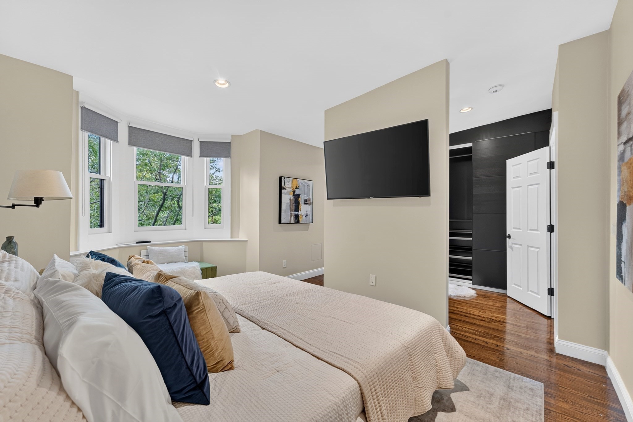 9 Holyoke Street # 4 Property Photo 24