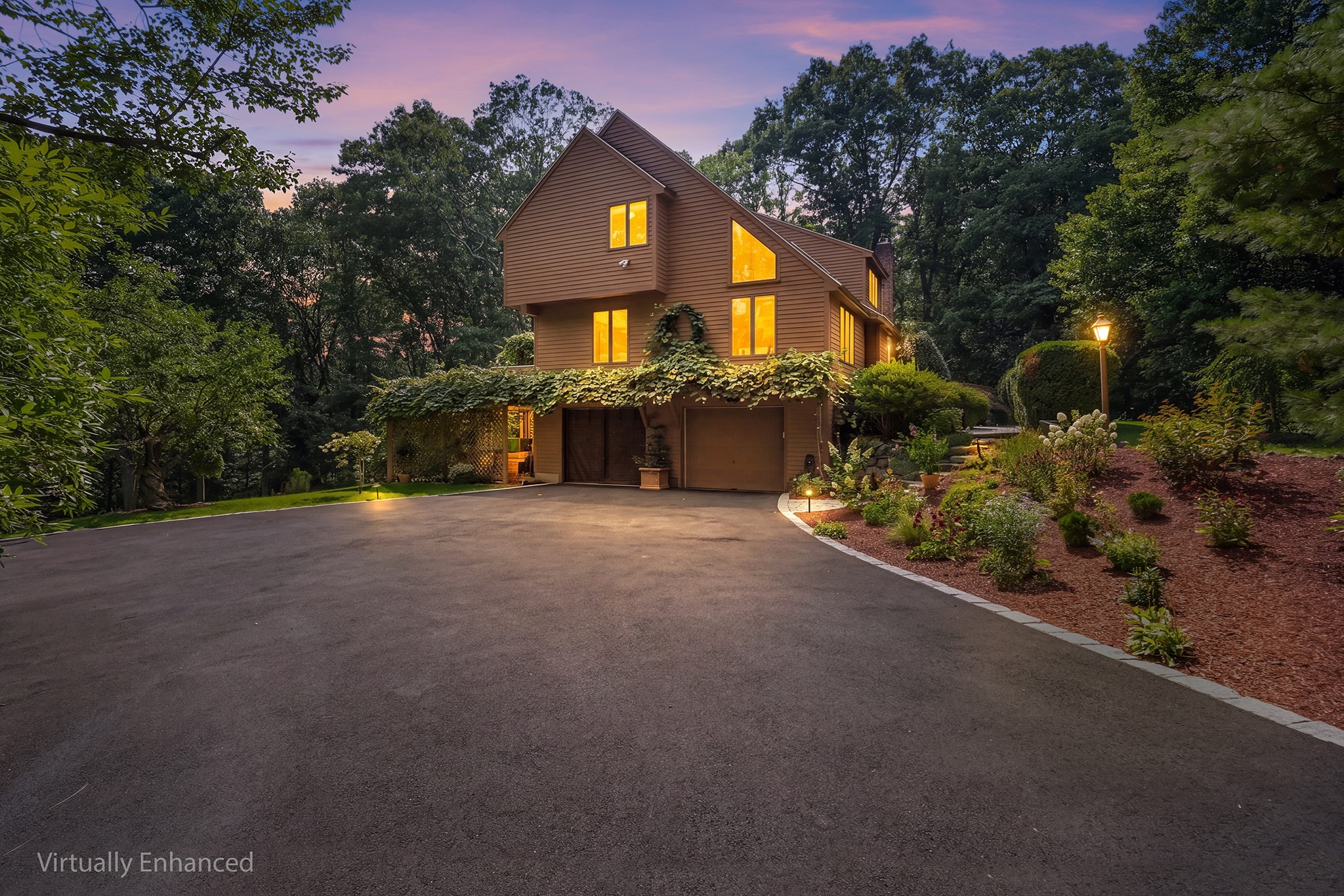 165 East St Property Photo 4
