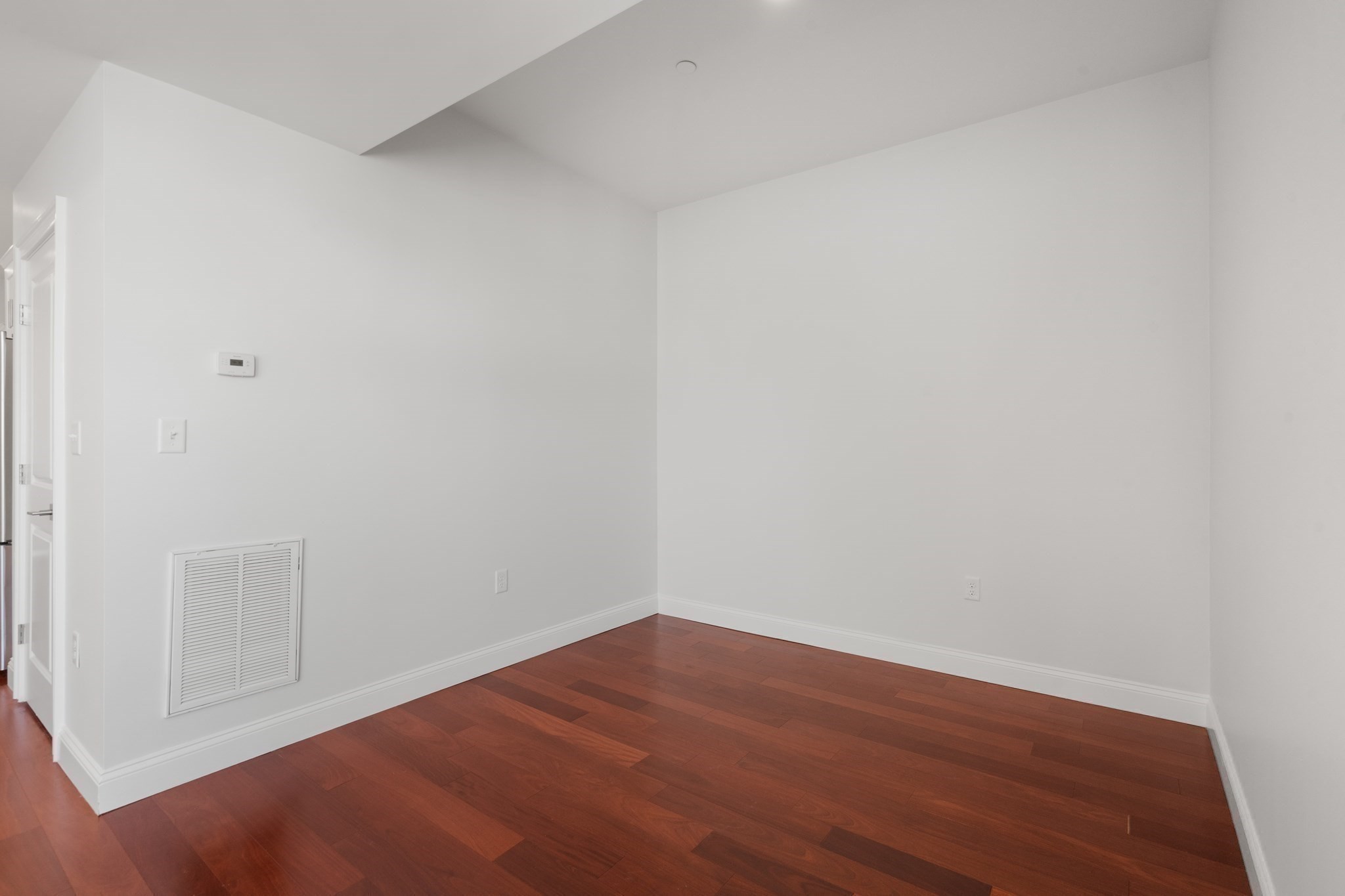 170 W Broadway # 411 Property Photo 14