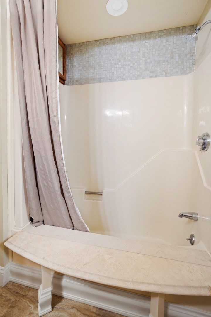 409 Lewis O Gray Dr # 409 Property Photo 22