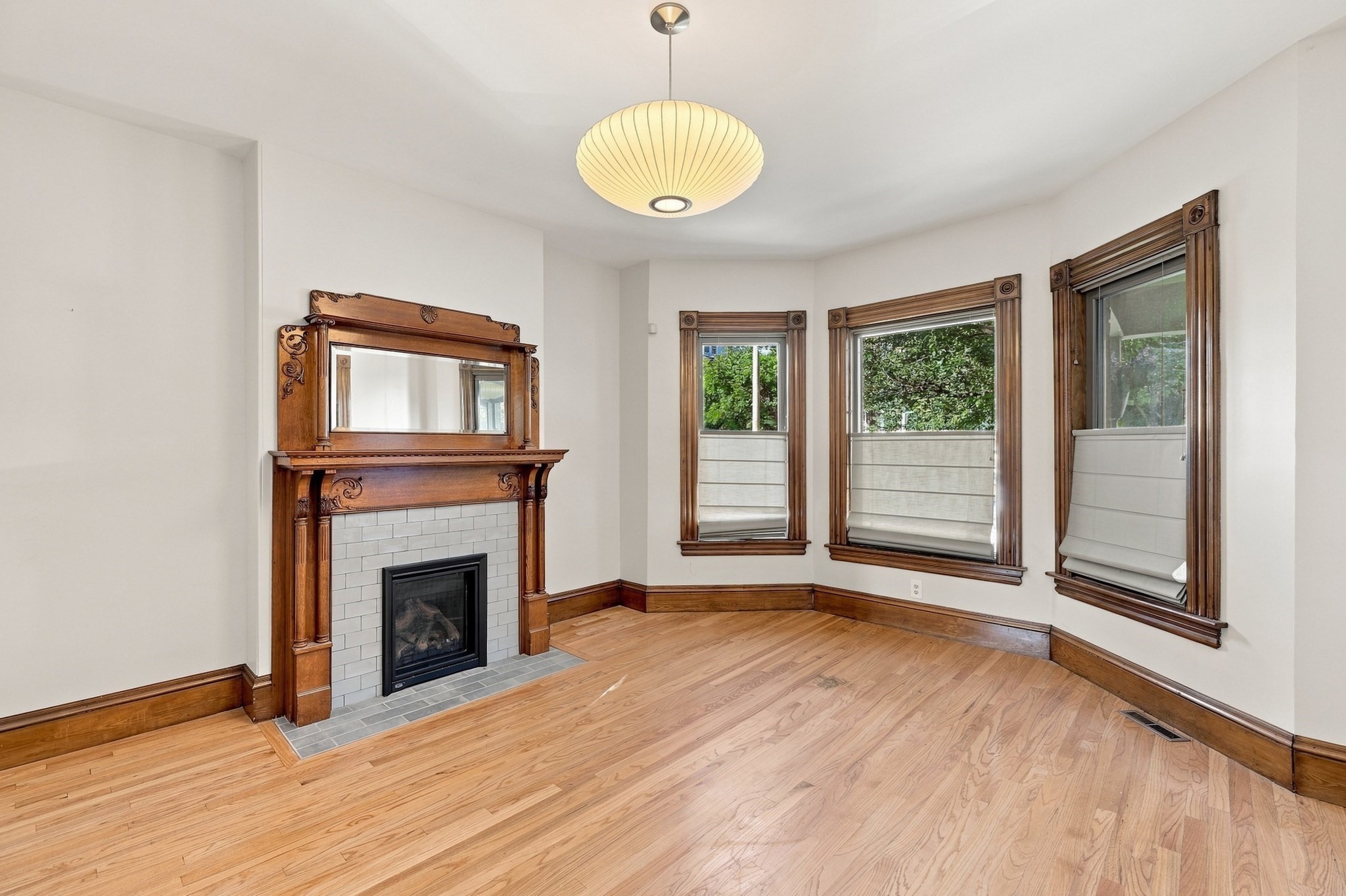 42 Clinton Ave Property Photo 6
