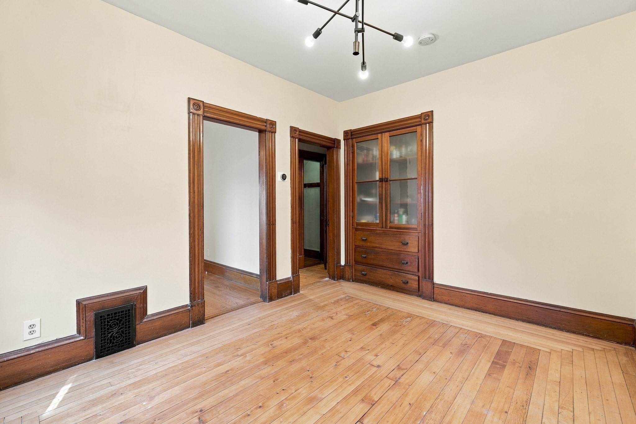 42 Clinton Ave Property Photo 14