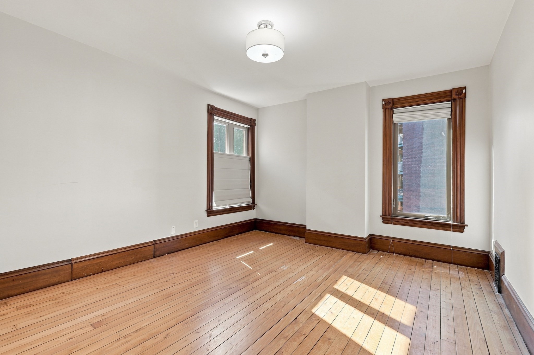 42 Clinton Ave Property Photo 27