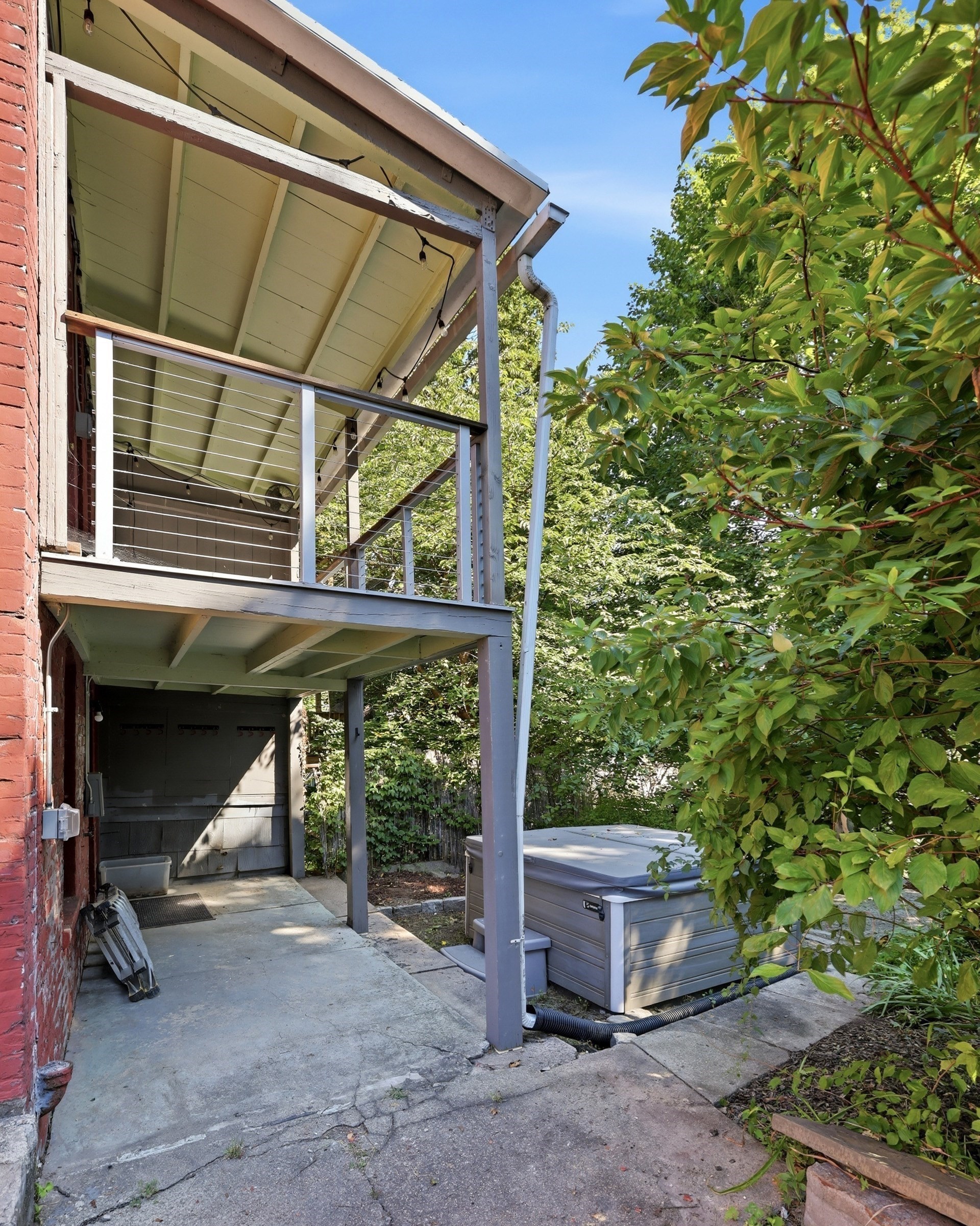 42 Clinton Ave Property Photo 37