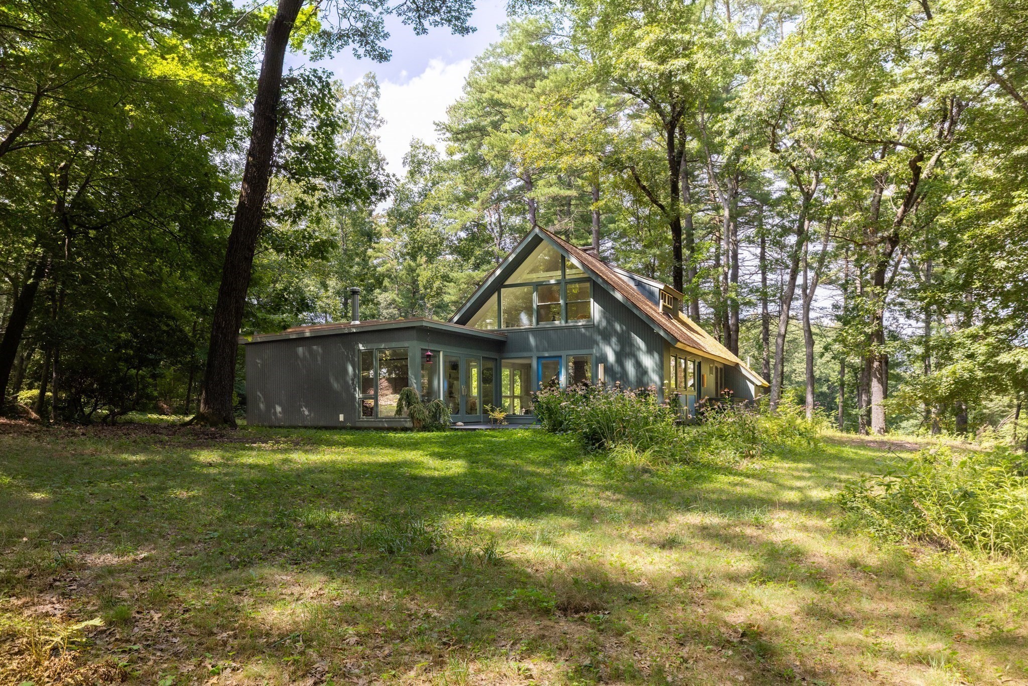 102 The Valley Rd Property Photo 21