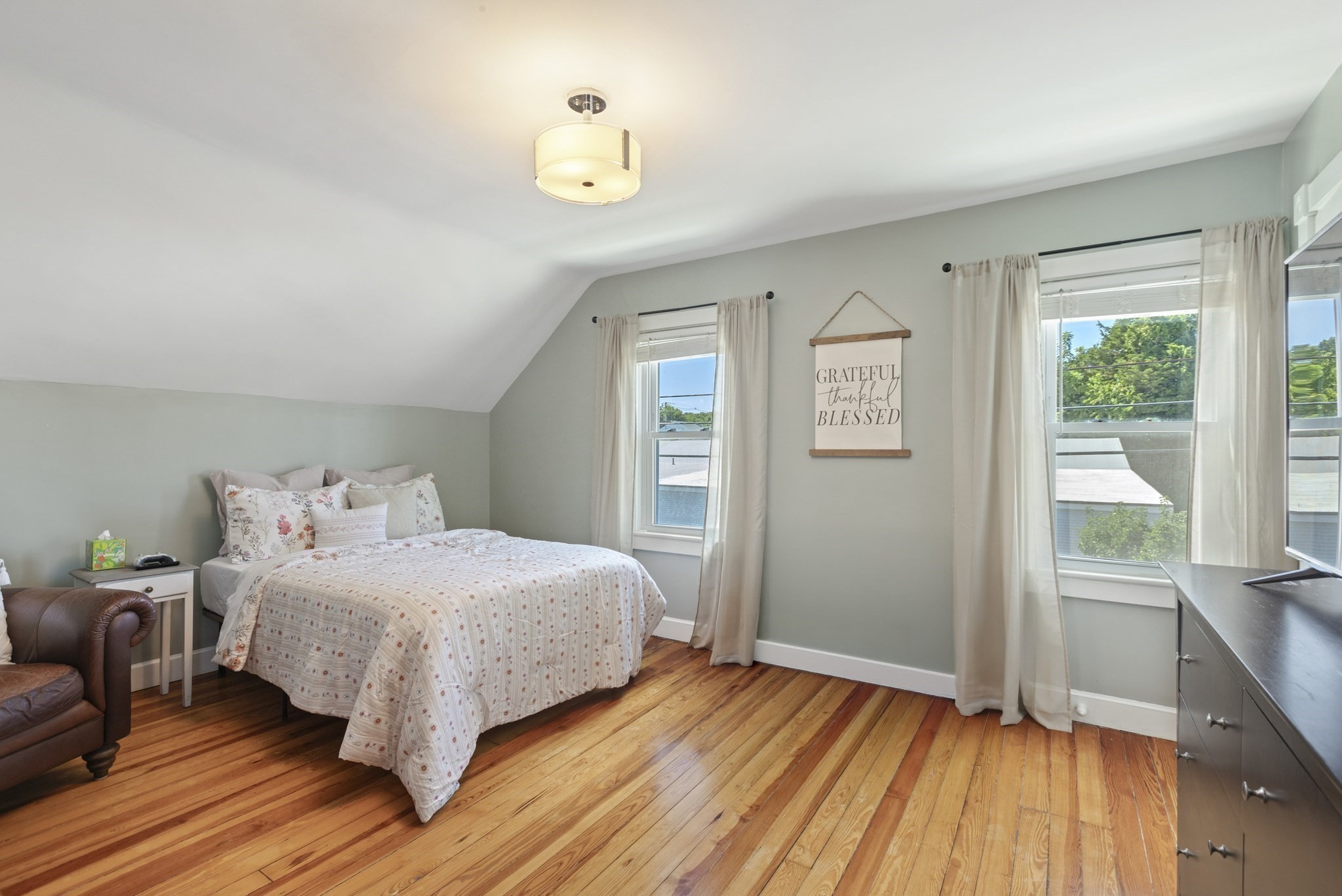 28 Saint John St Property Photo 21
