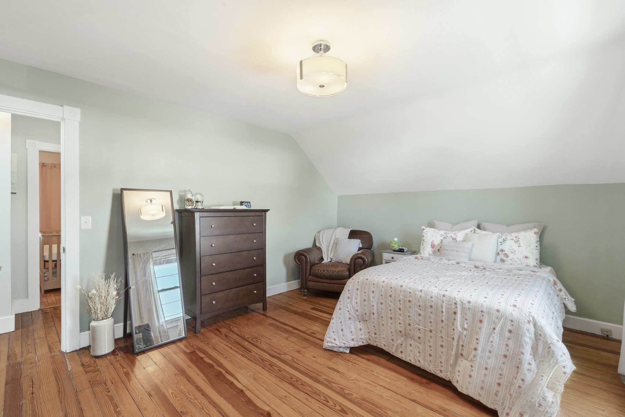 28 Saint John St Property Photo 22
