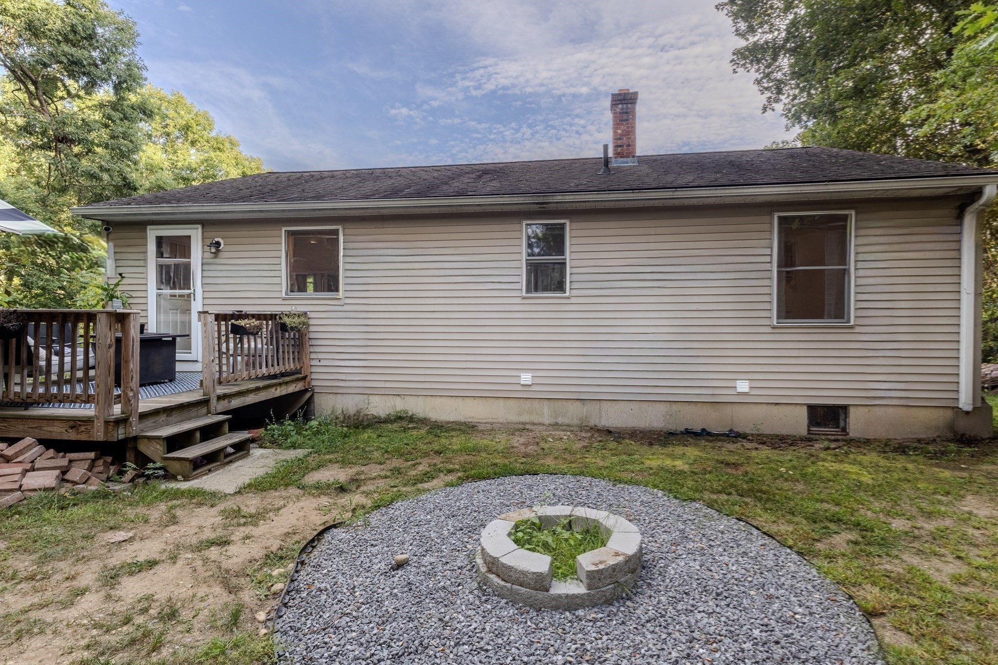 91 Wendell St Property Photo 17