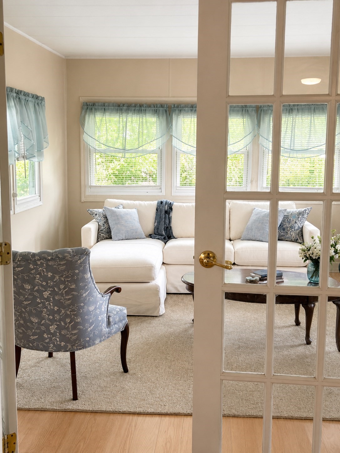 8 Natureway Circle Property Photo 3