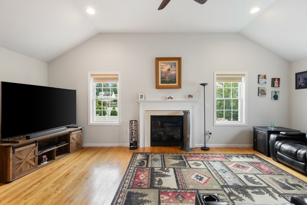 28 Glenside Ave Property Photo 15