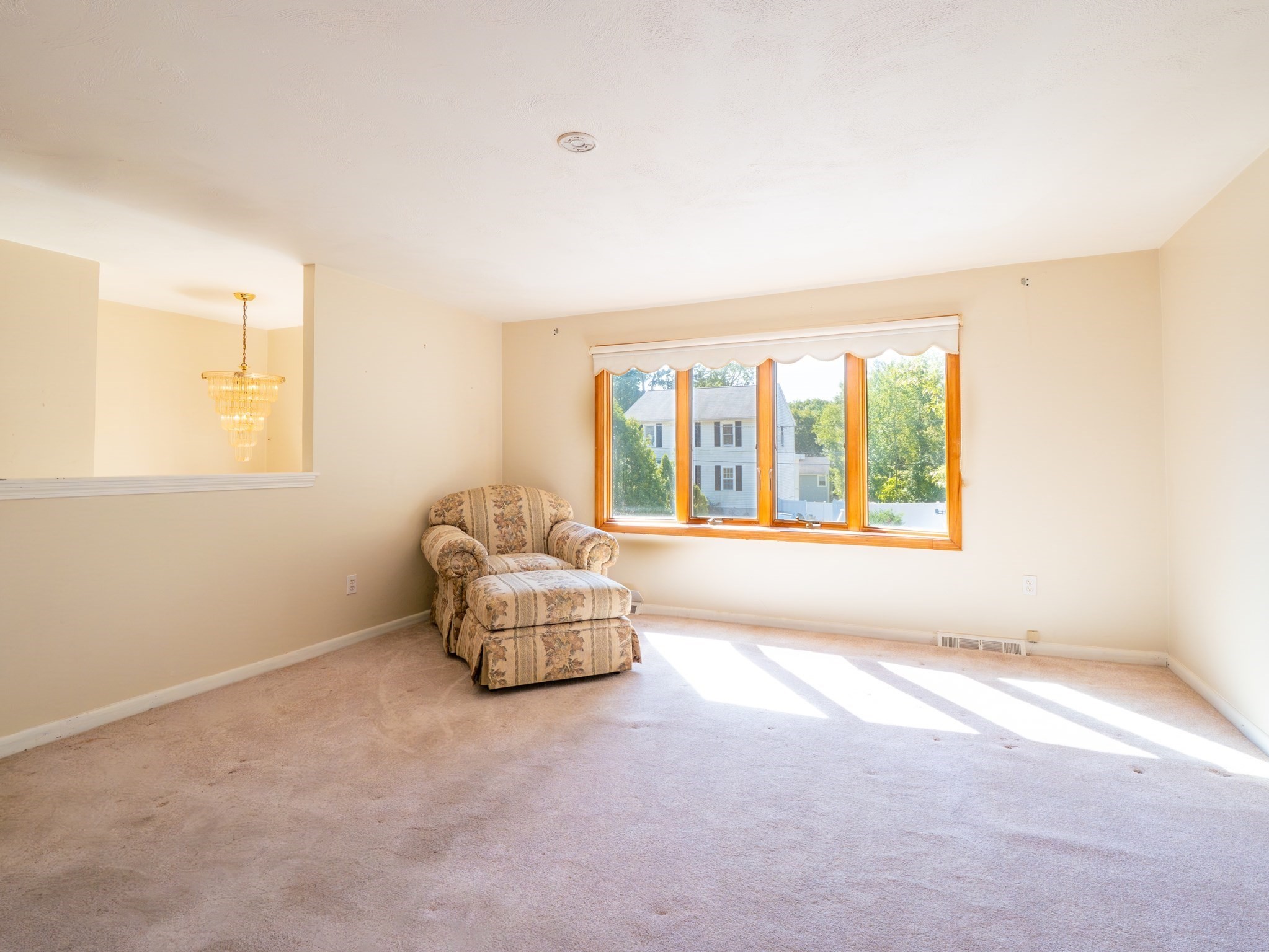 27 State Street Property Photo 4