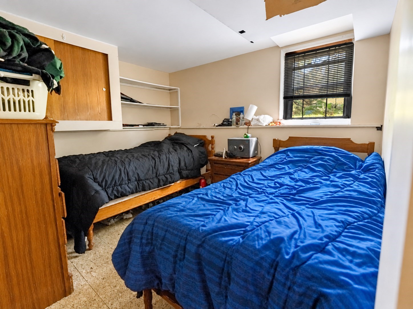 27 State Street Property Photo 14