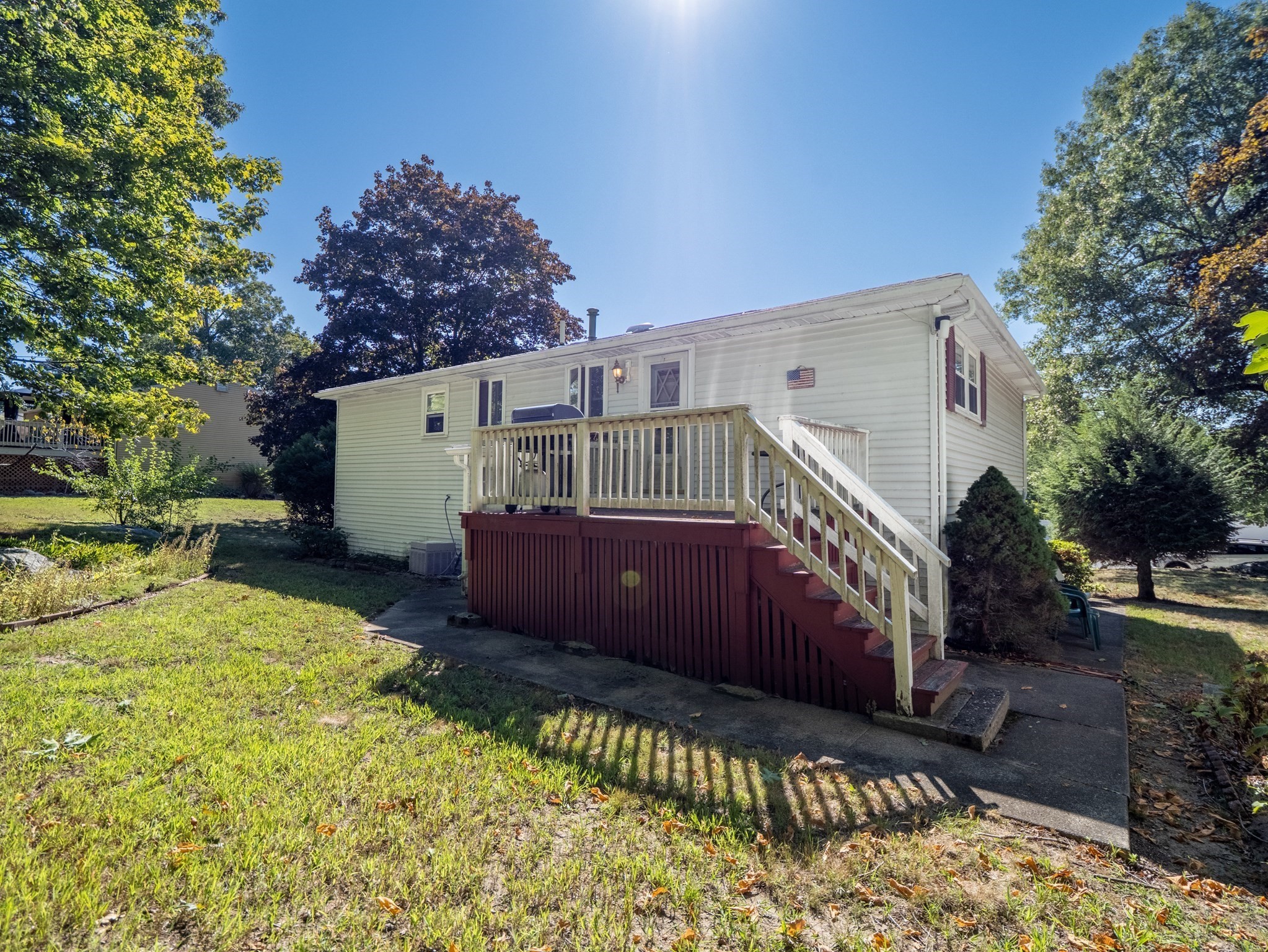 27 State Street Property Photo 17