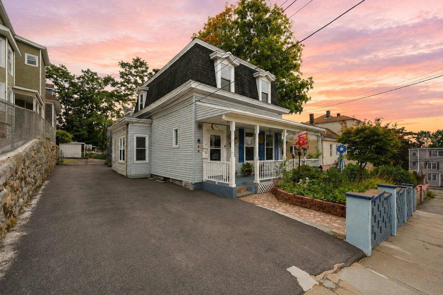 1 Grove St Property Photo 1