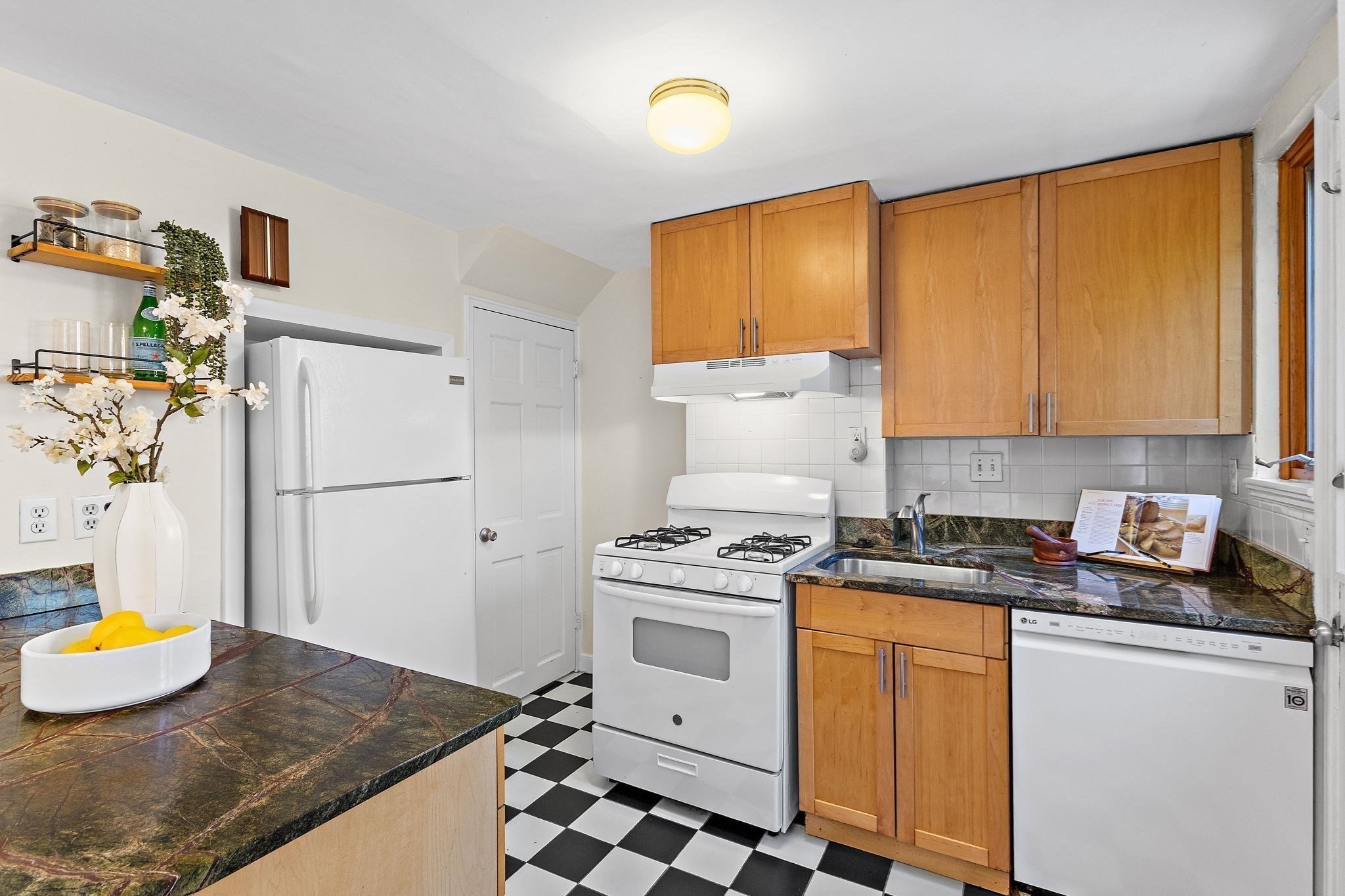 98 Duff Street # 98 Property Photo 14