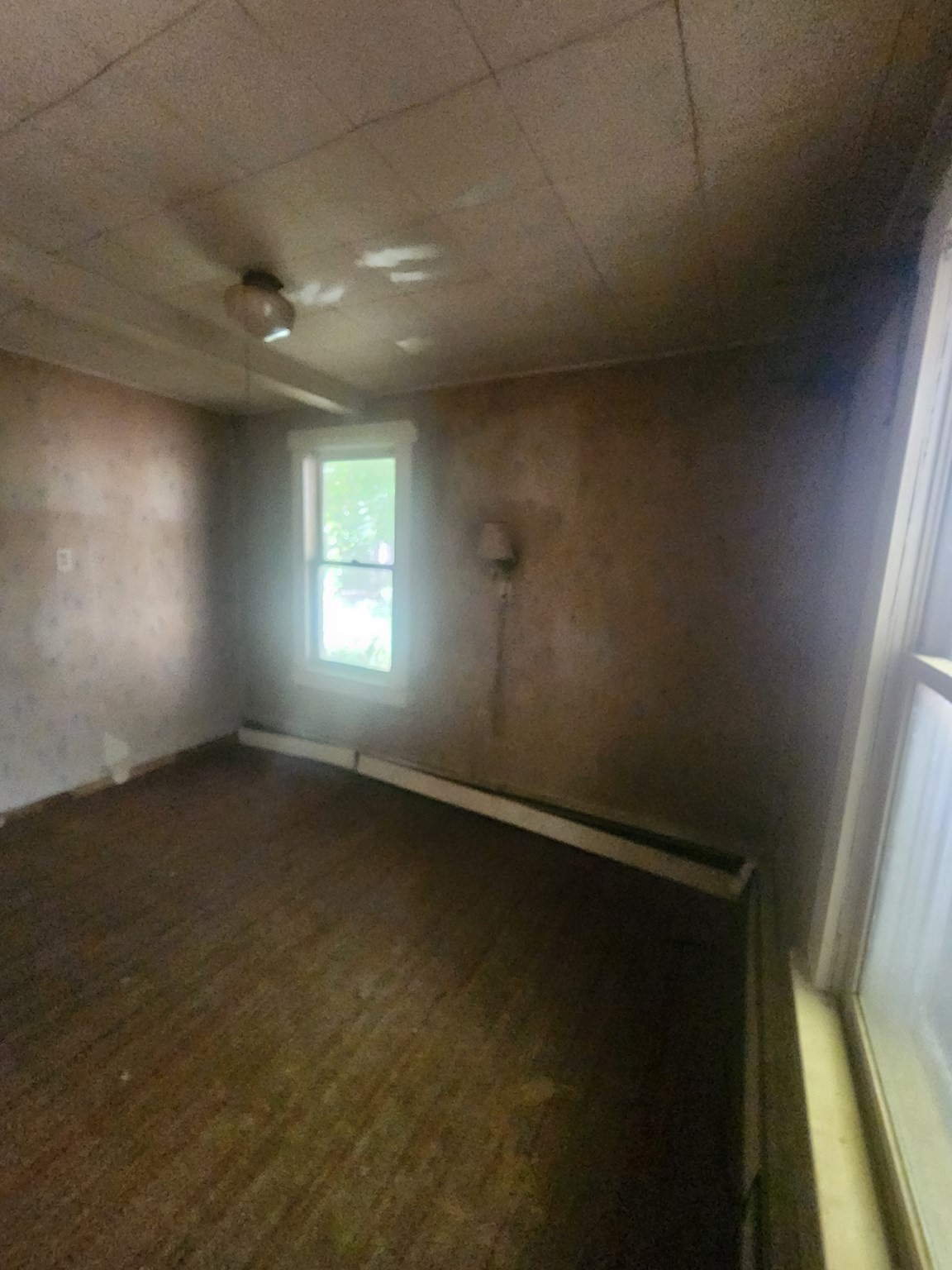 64 1/2 Wallace Avenue Property Photo 11