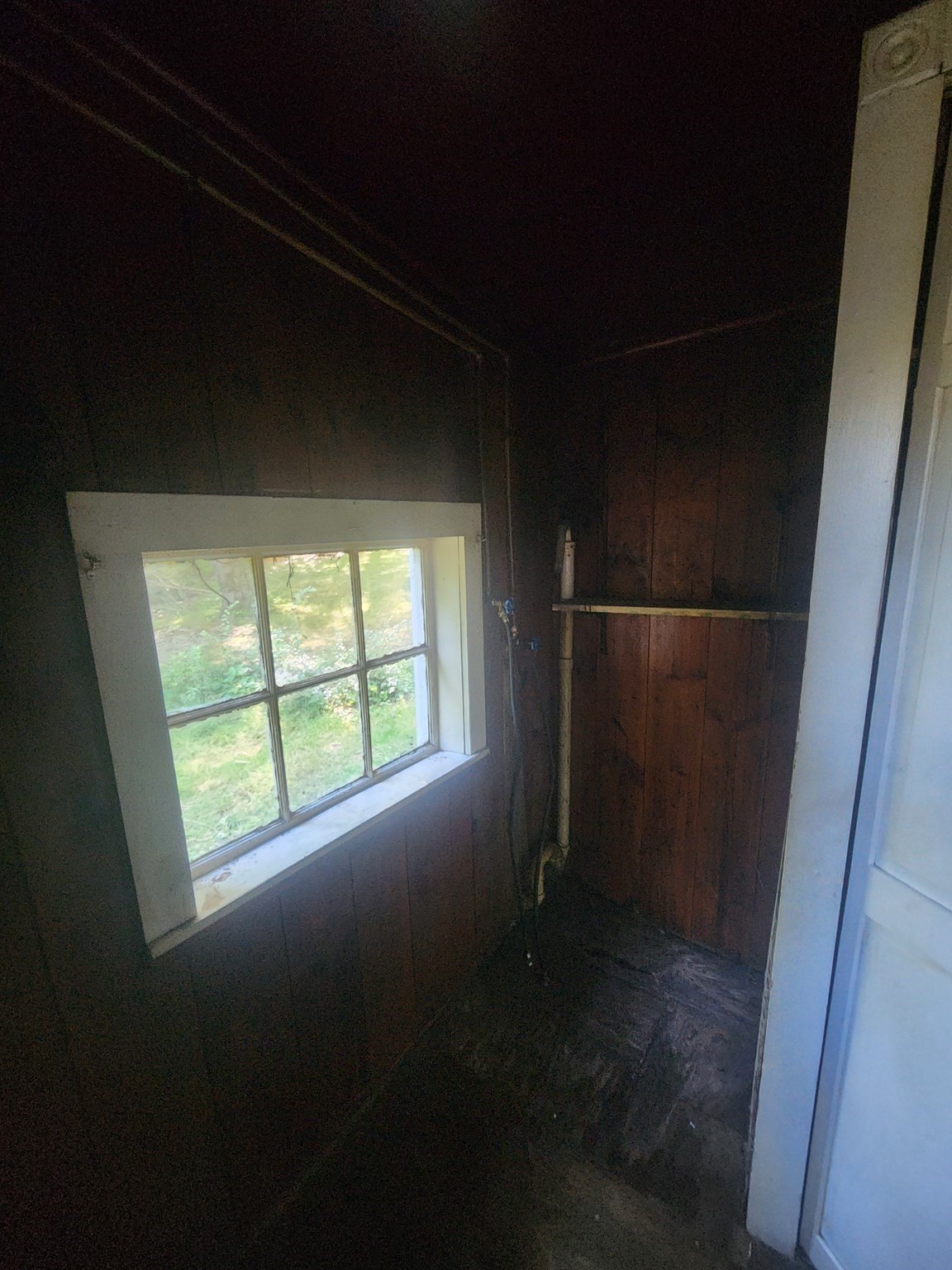 64 1/2 Wallace Avenue Property Photo 15
