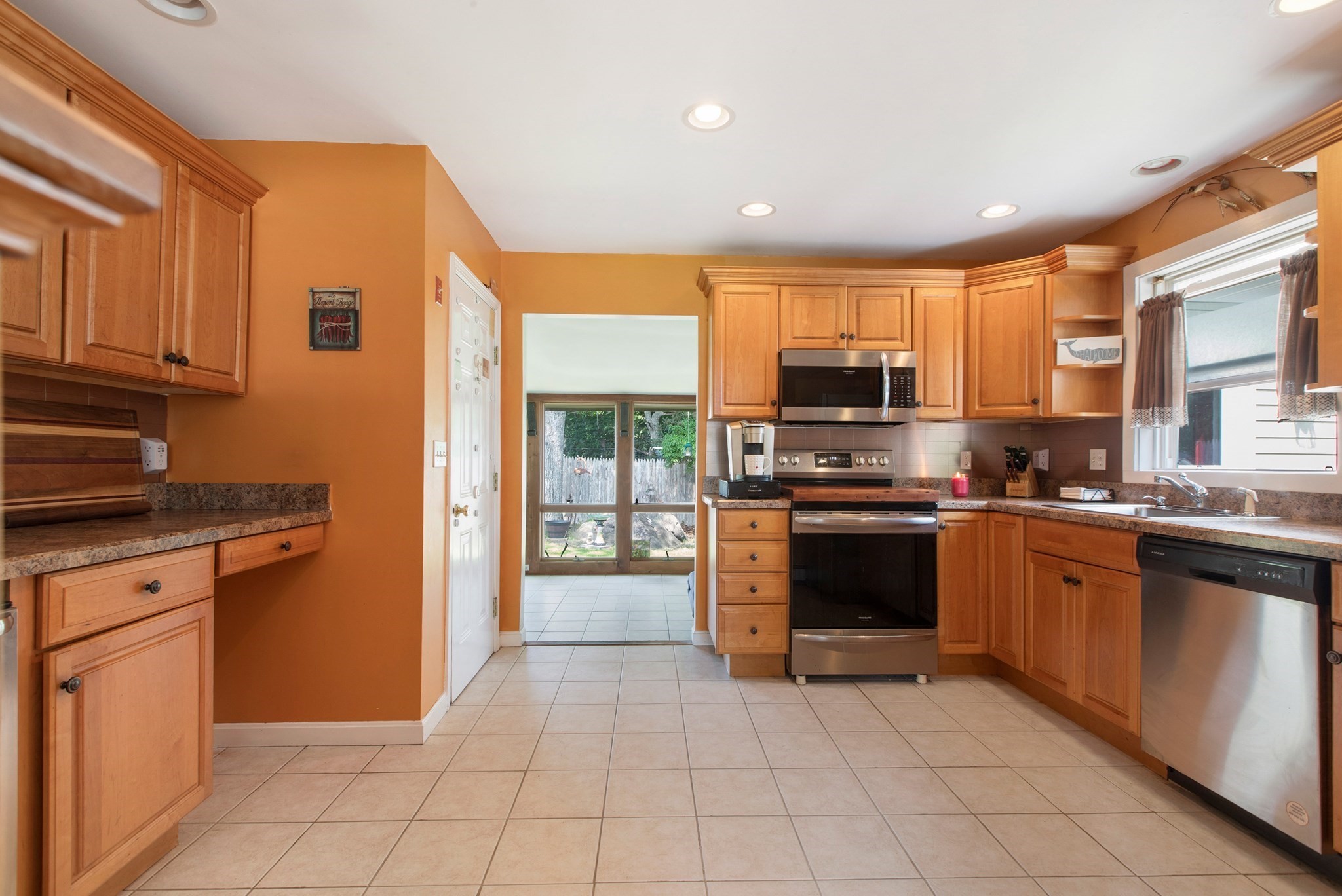 5 Birch St Property Photo 14