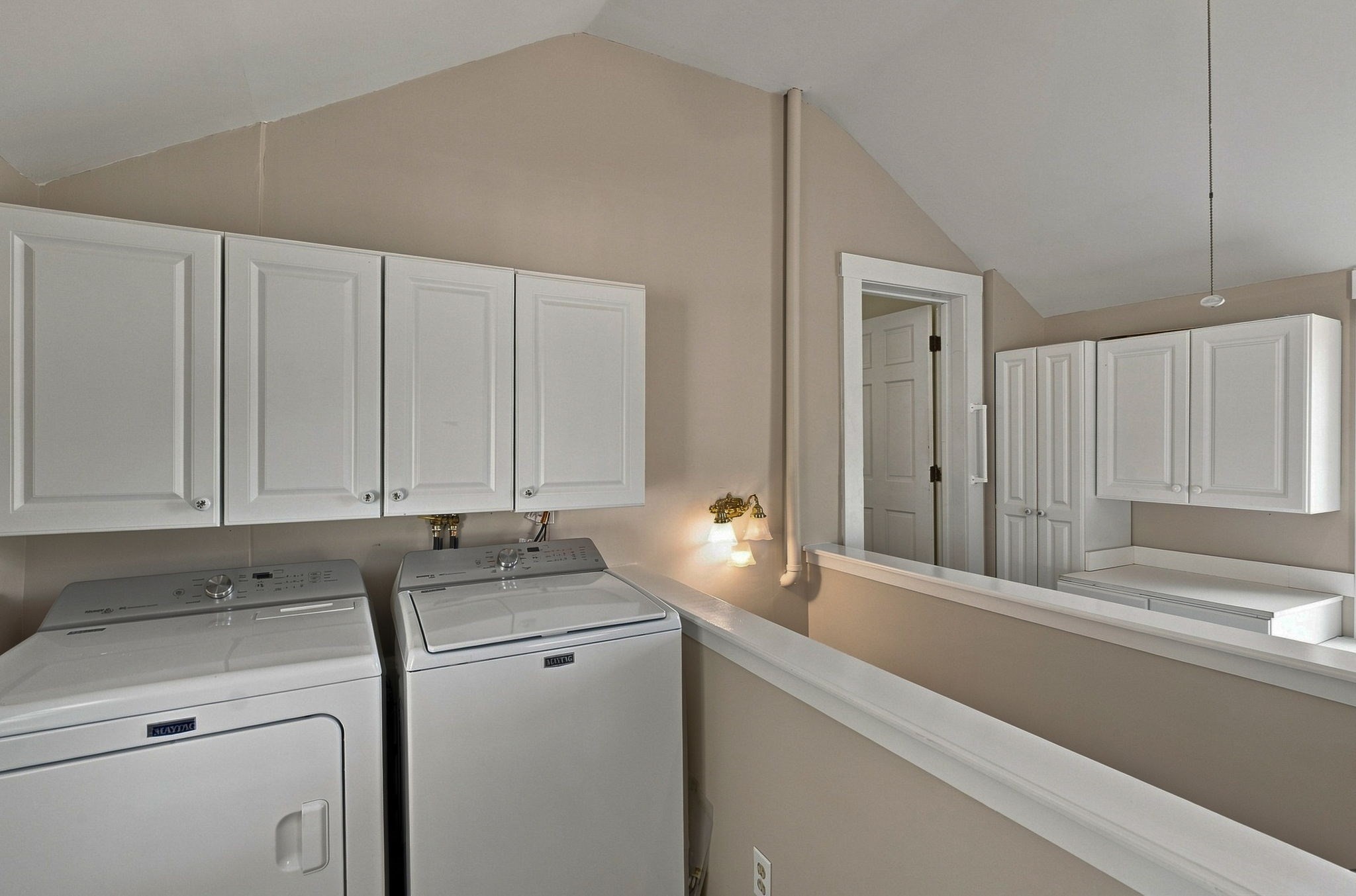 61 Myrtle Ave Property Photo 32