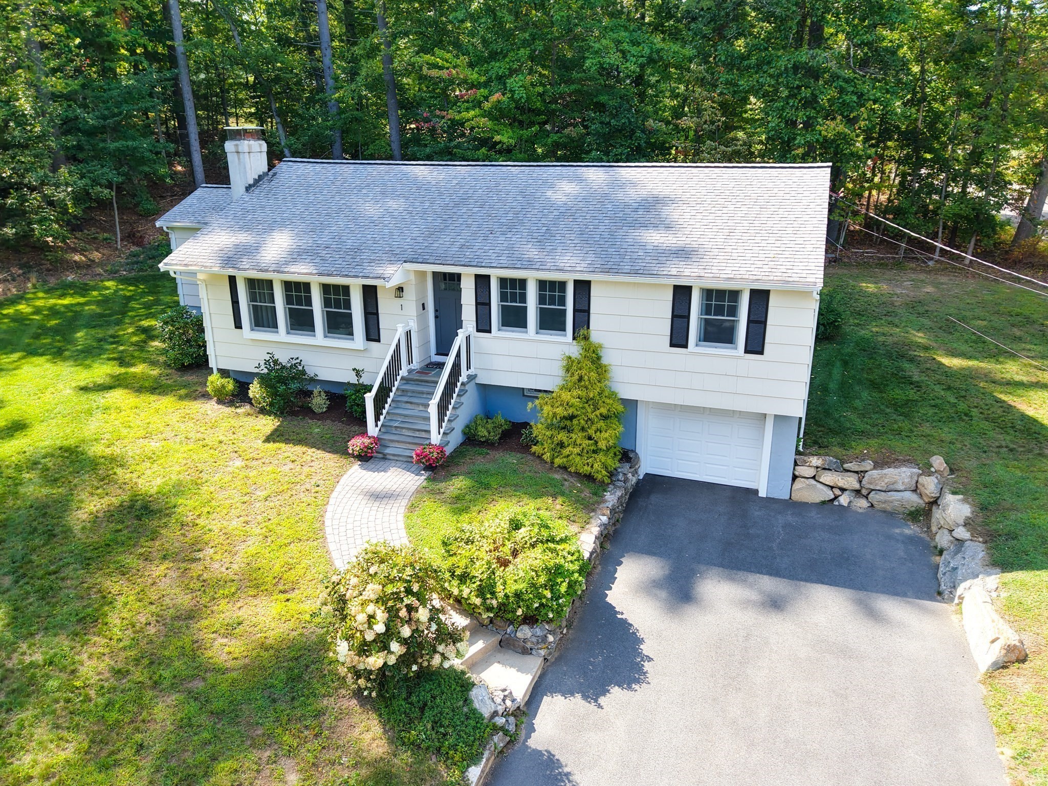 1 Duggan Rd