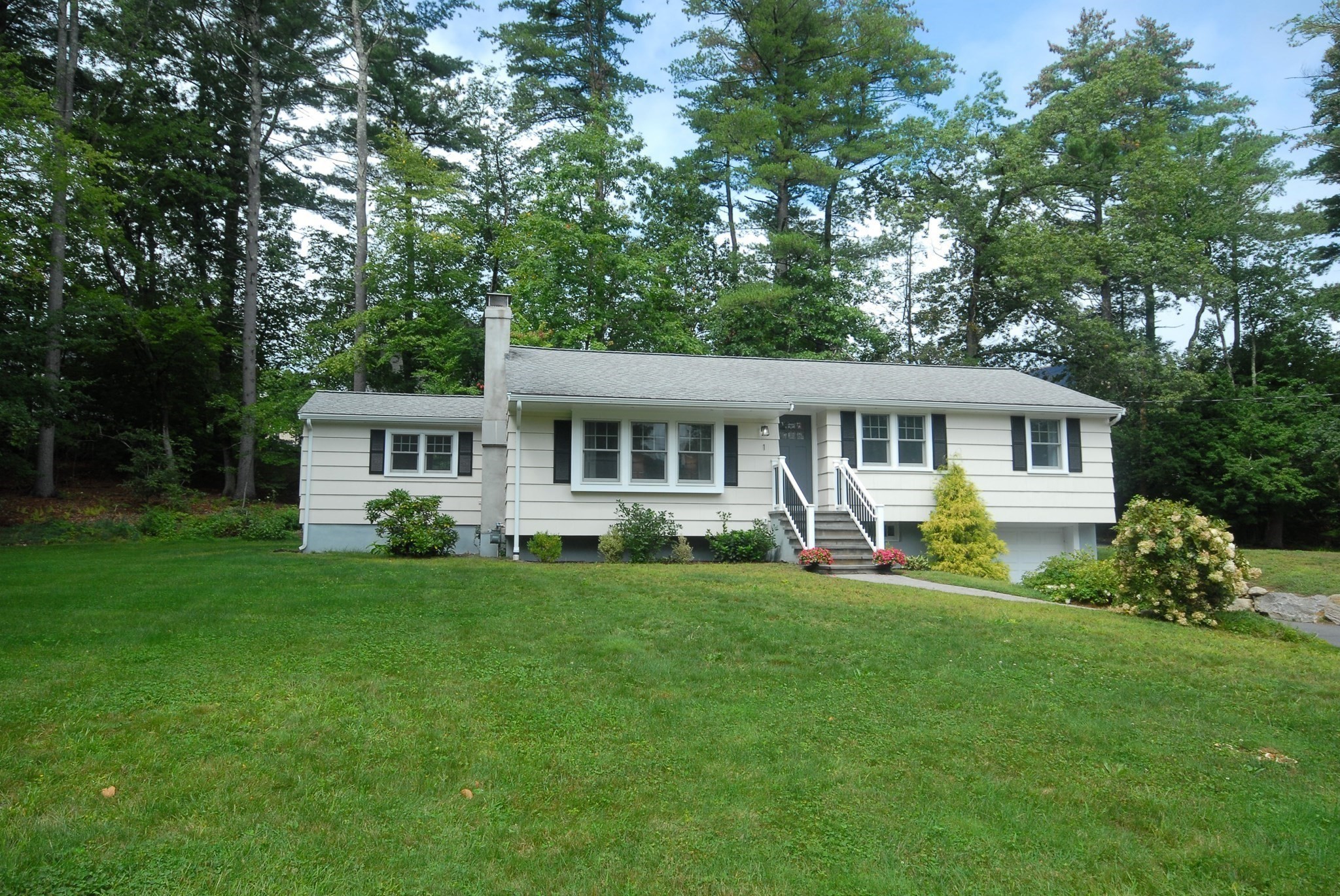 1 Duggan Rd Property Photo 2