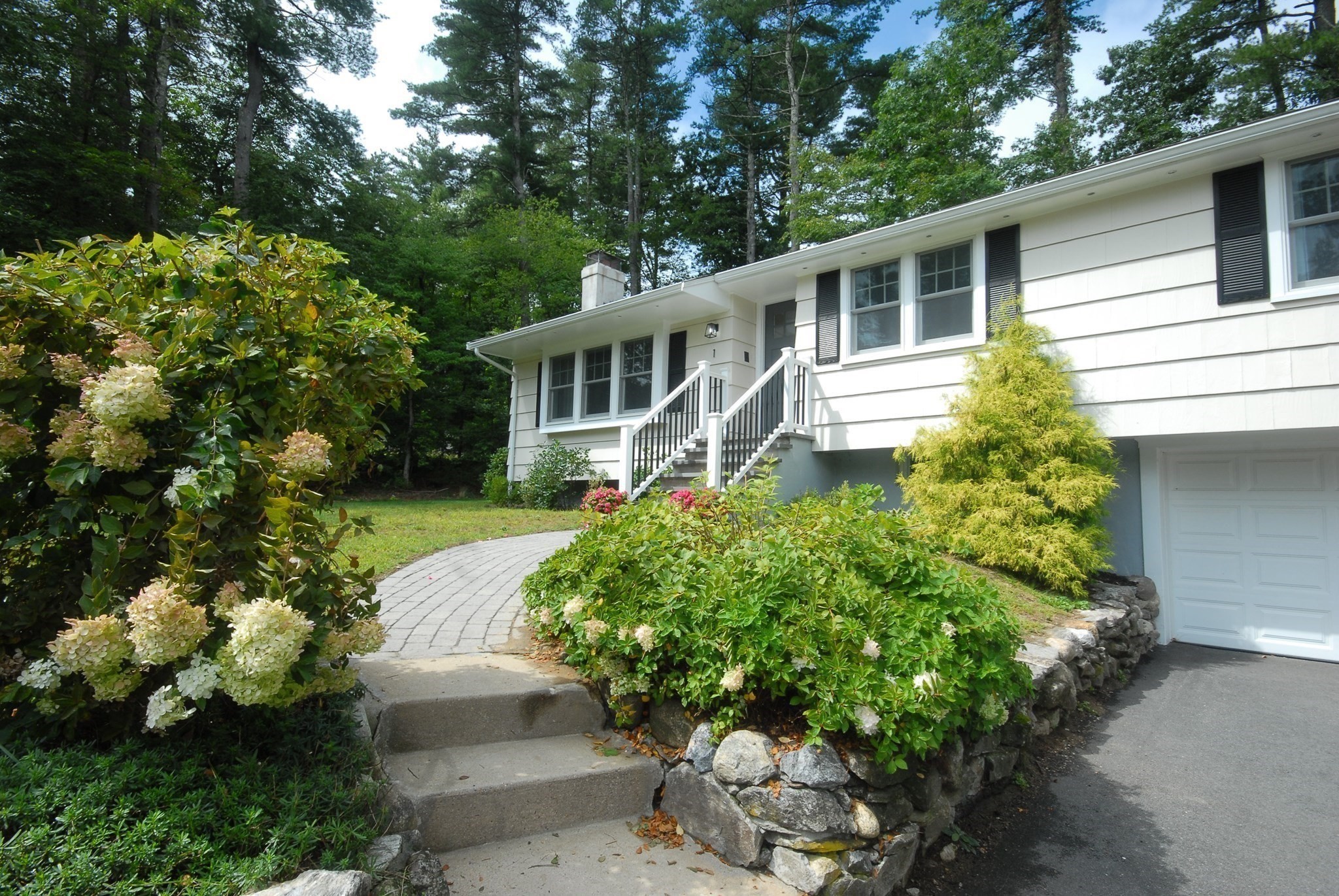 1 Duggan Rd Property Photo 4