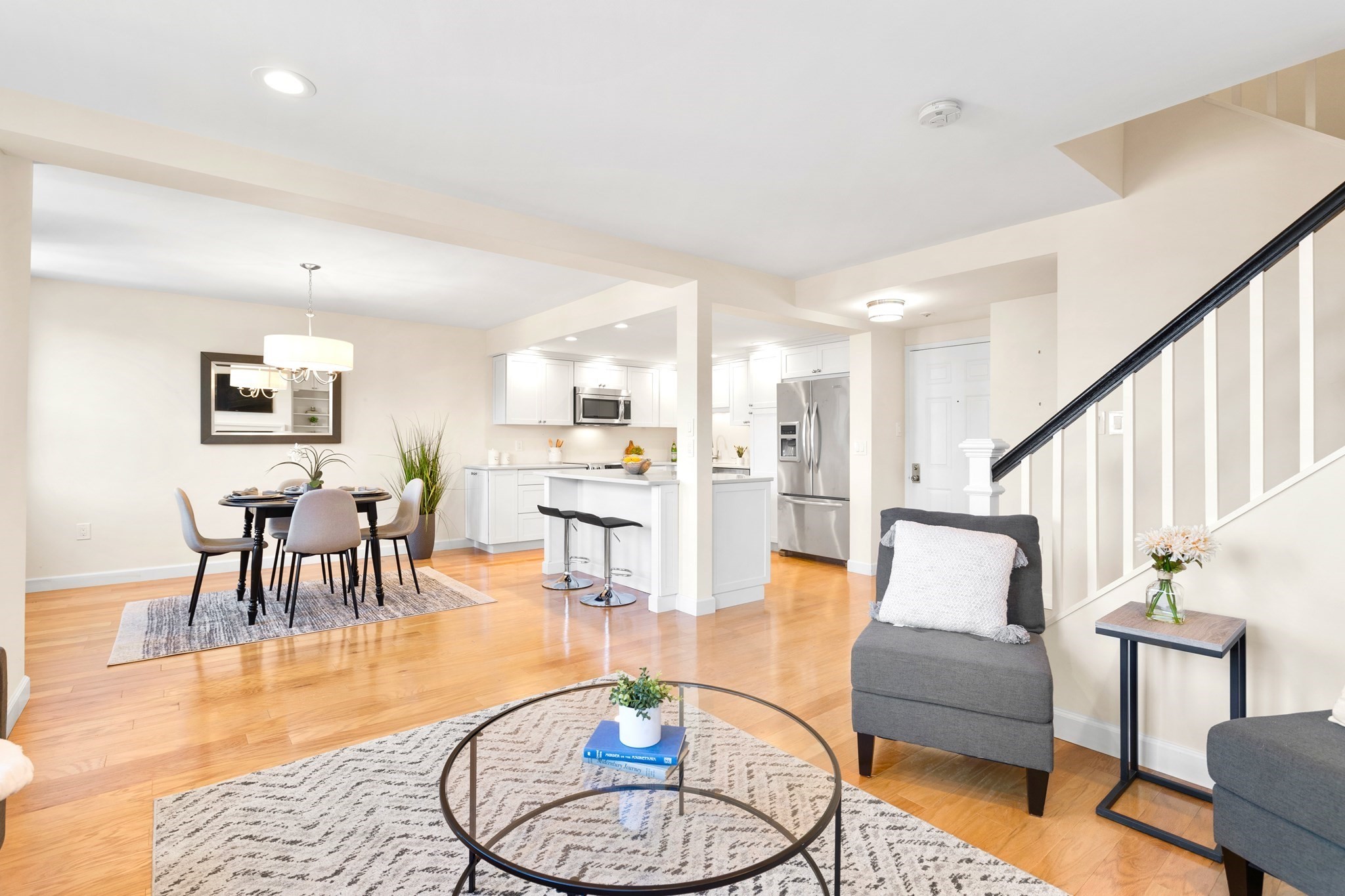 47 Harvard St # B403 Property Photo 3