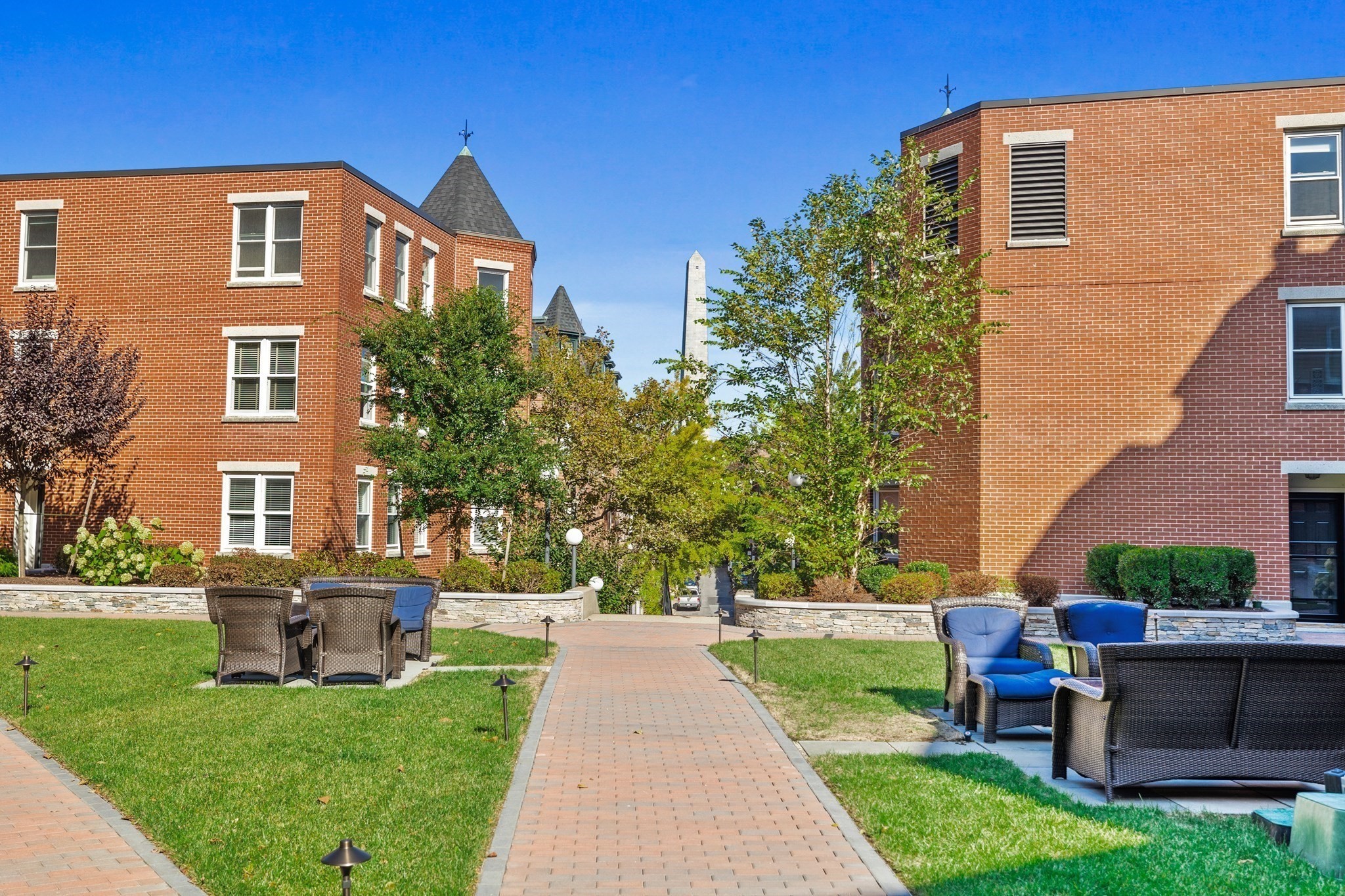 47 Harvard St # B403 Property Photo 28