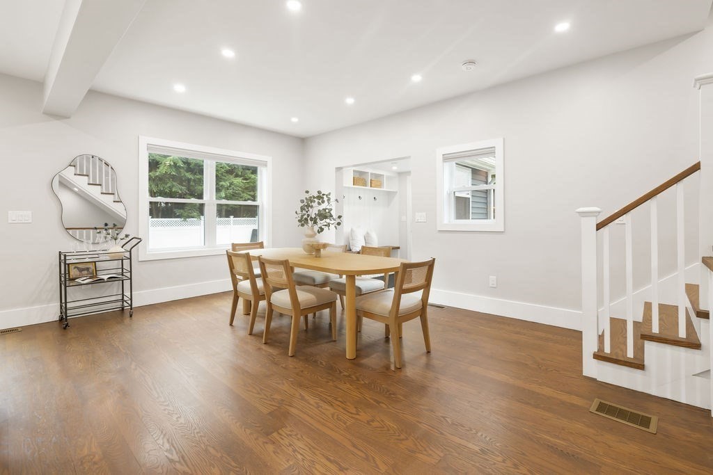 27 Connecticut Ave Property Photo 5